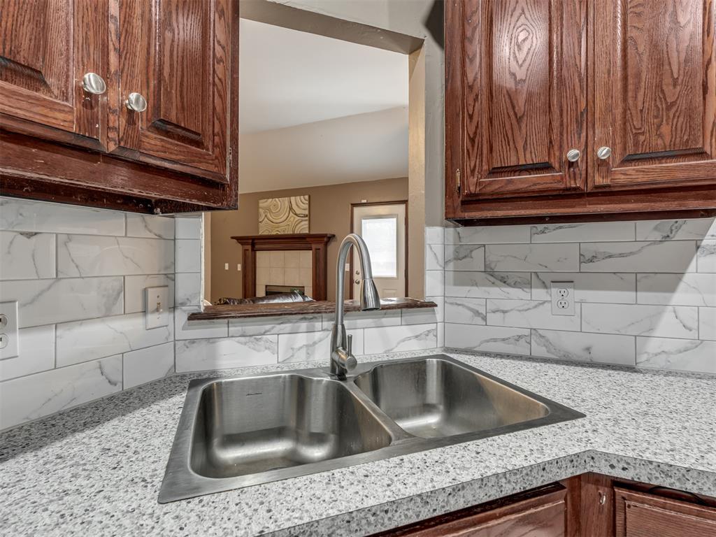 11712 Sw 7th Street Property Photo 12