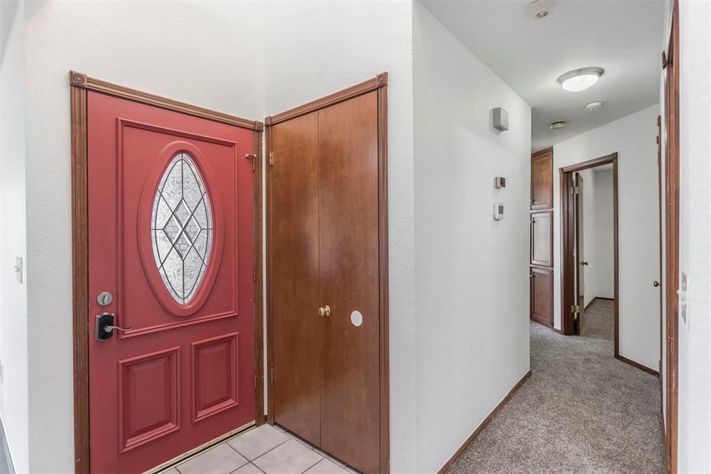 1808 Goldenrod Lane Property Photo 4
