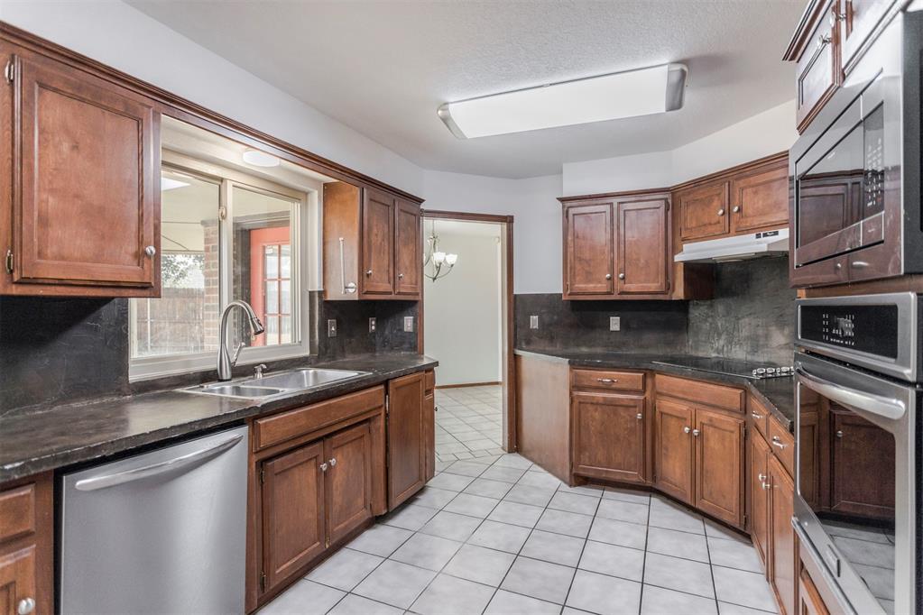 1808 Goldenrod Lane Property Photo 9