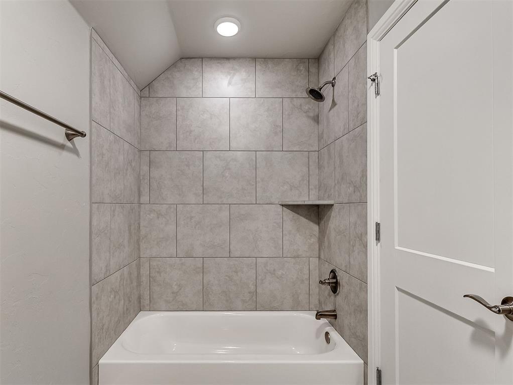 5708 Nw 158th Street Property Photo 37