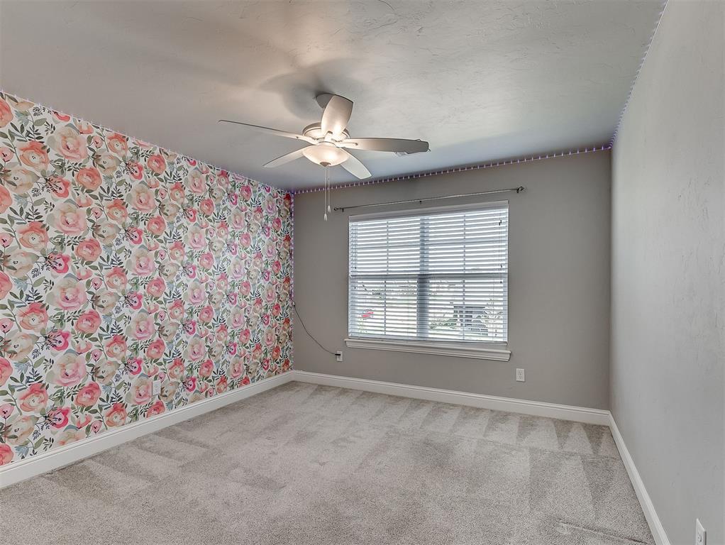 5708 Nw 158th Street Property Photo 40
