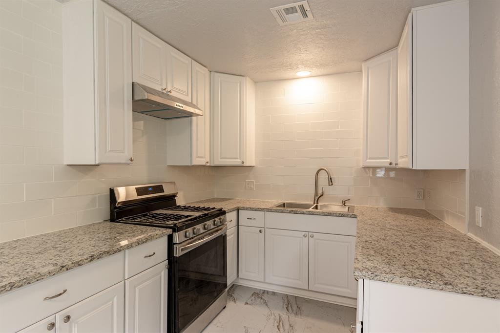 2605 Queensbury Road Property Photo 12