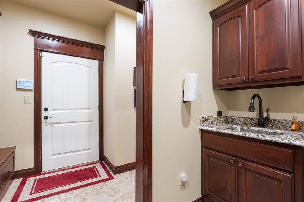 5728 Winding Creek Road Property Photo 39