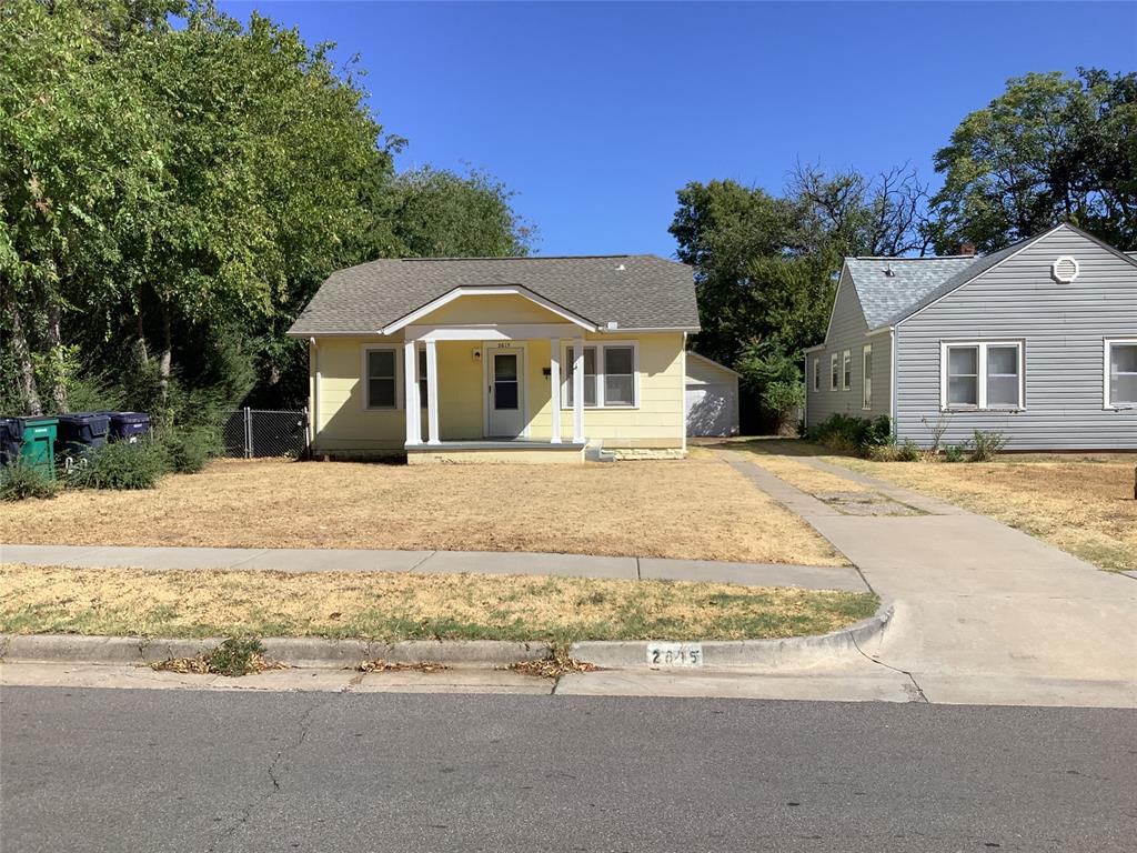 2615 Nw 40th Street Property Photo 2