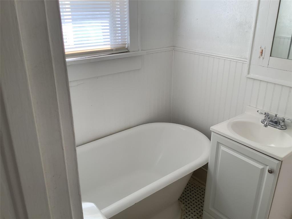 2615 Nw 40th Street Property Photo 8