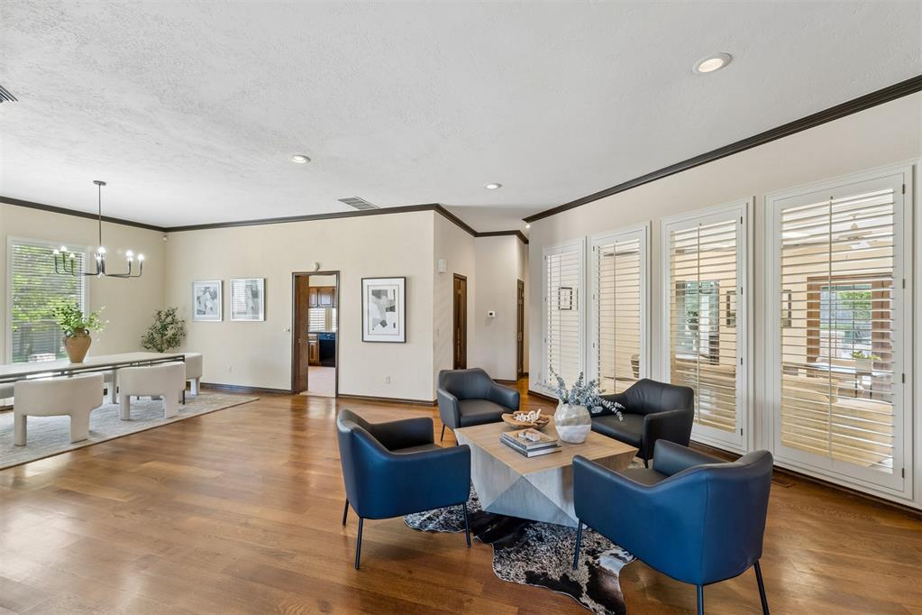 3600 Chestnut Ridge Road Property Photo 8