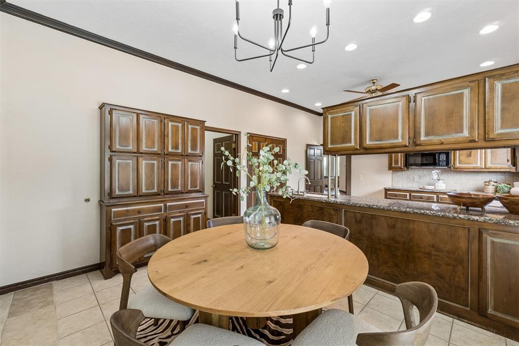 3600 Chestnut Ridge Road Property Photo 15