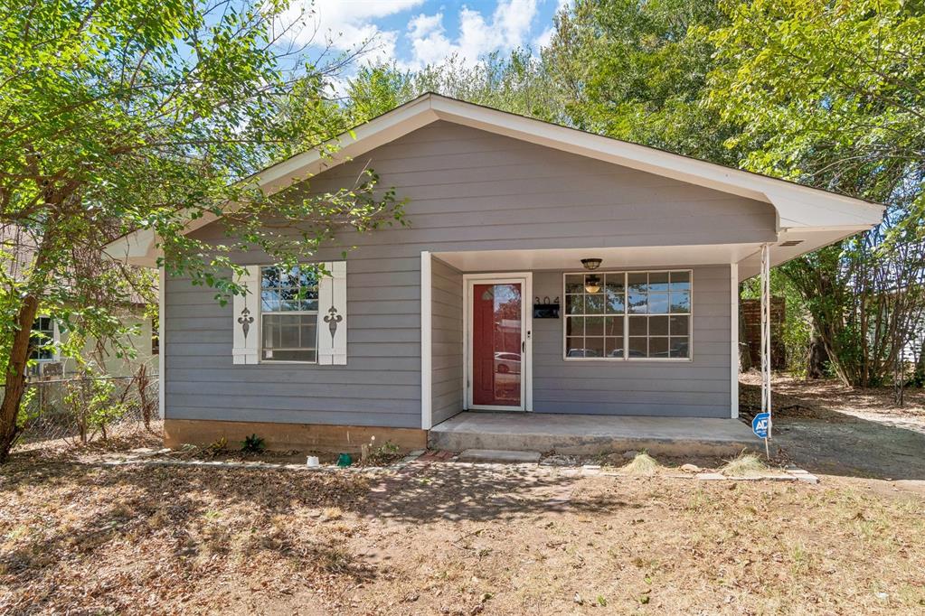 304 S Fourth Street Property Photo 6
