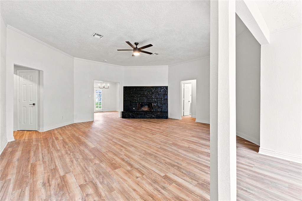 8029 Nw 89th Street Property Photo 8