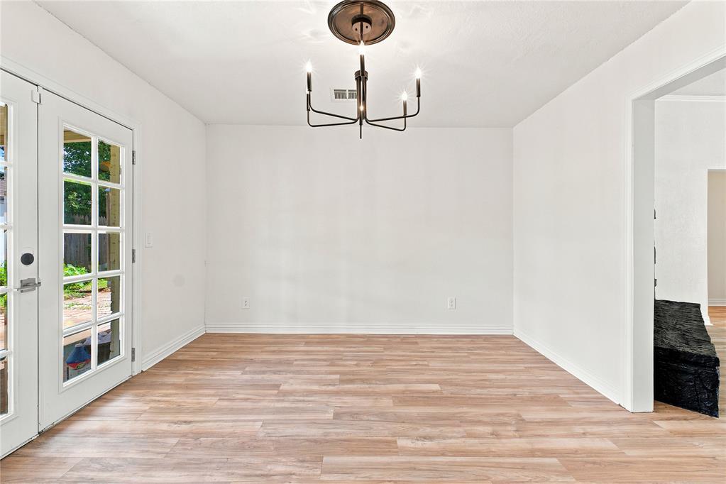 8029 Nw 89th Street Property Photo 15