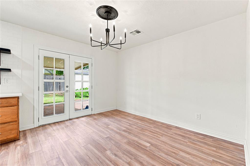 8029 Nw 89th Street Property Photo 16