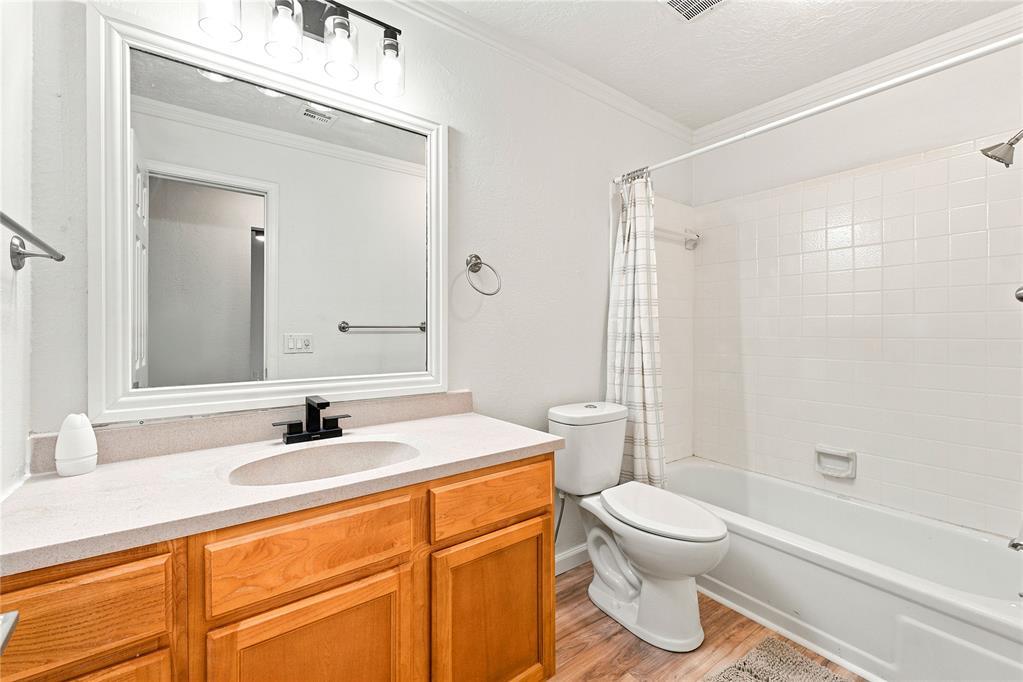 8029 Nw 89th Street Property Photo 24