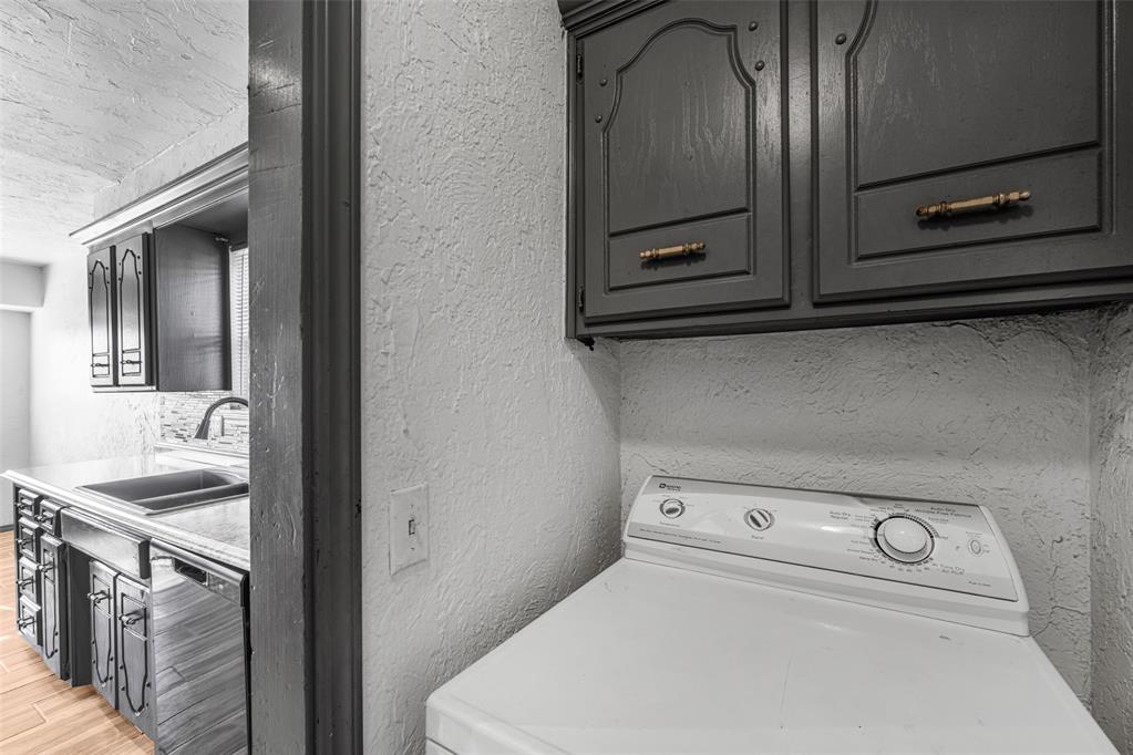 512 Wood Hollow Lane Property Photo 10