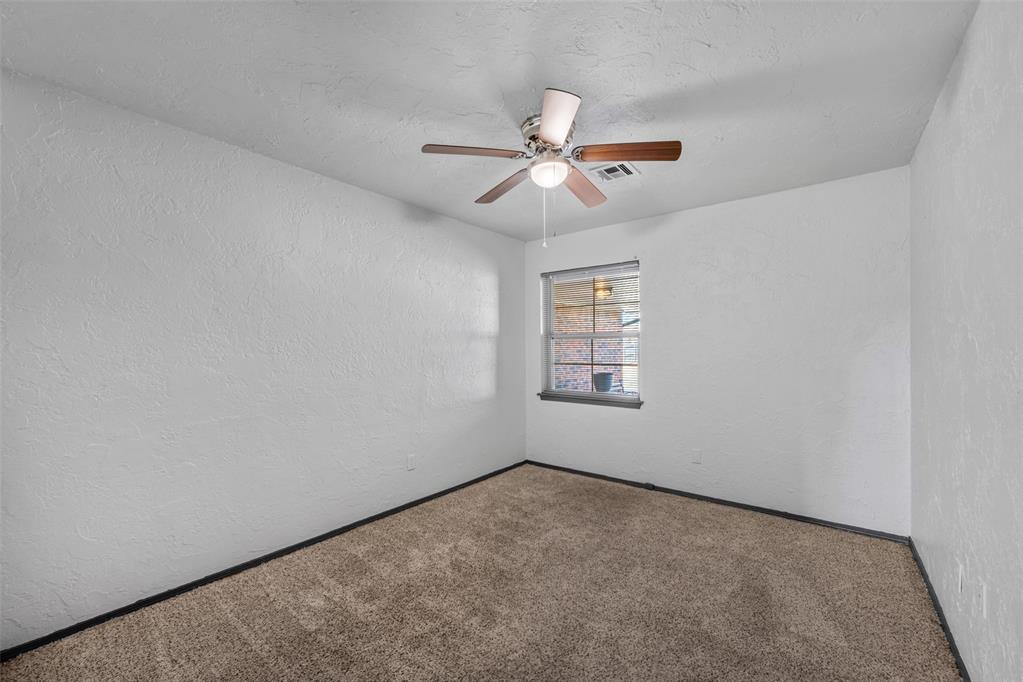 512 Wood Hollow Lane Property Photo 11