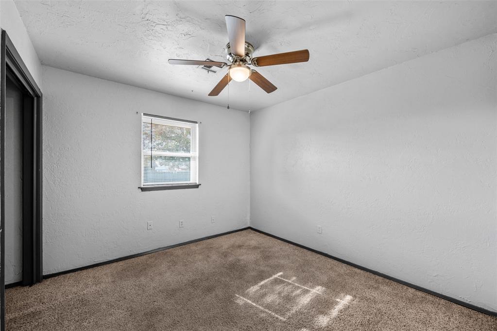 512 Wood Hollow Lane Property Photo 13