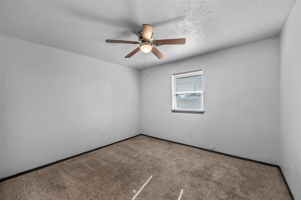 512 Wood Hollow Lane Property Photo 15