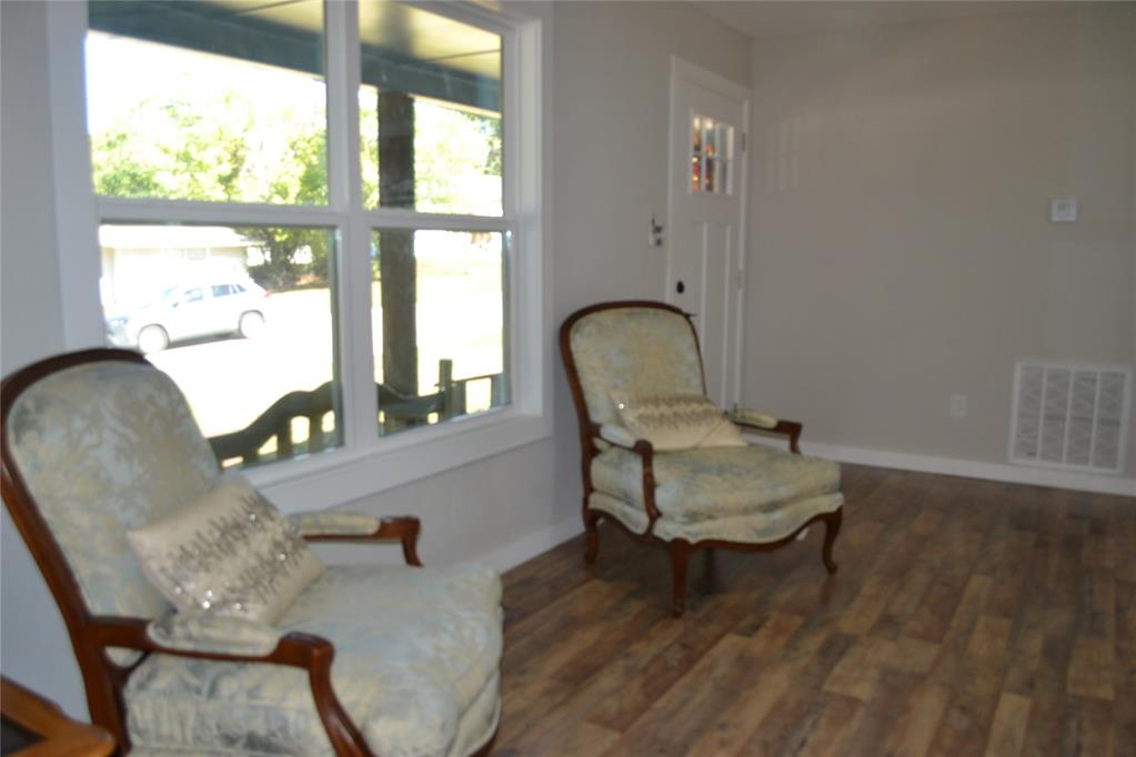 1020 Hickory Lane Property Photo 7