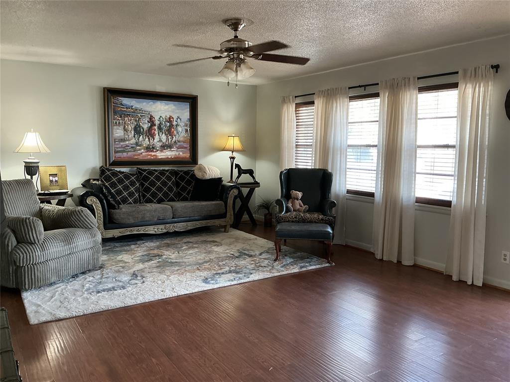 624 S 18th Street Property Photo 2