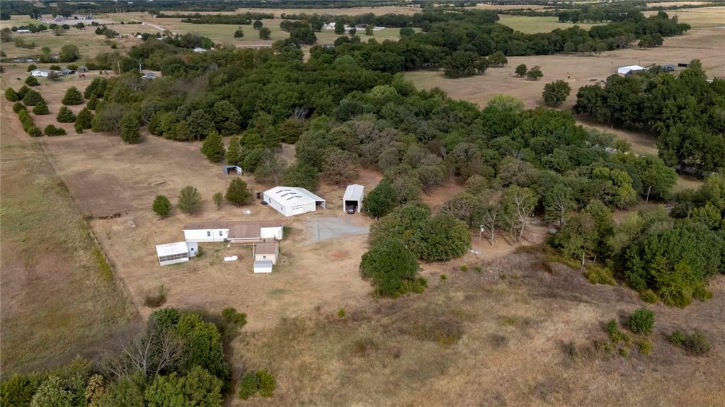 349493 E 850 Road Property Photo 2