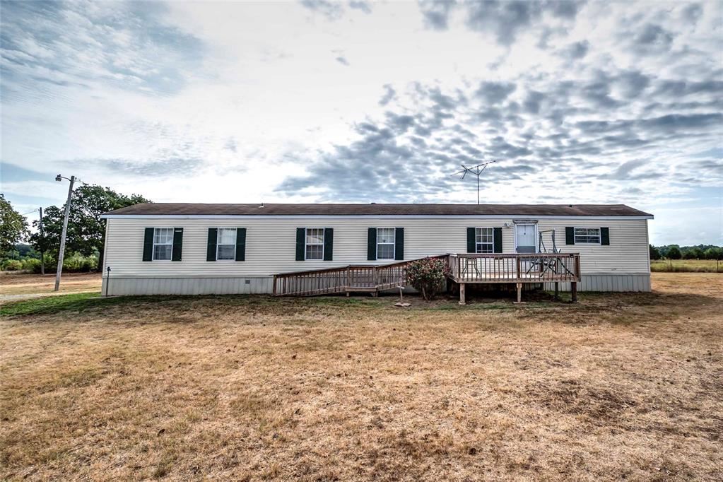 349493 E 850 Road Property Photo 3
