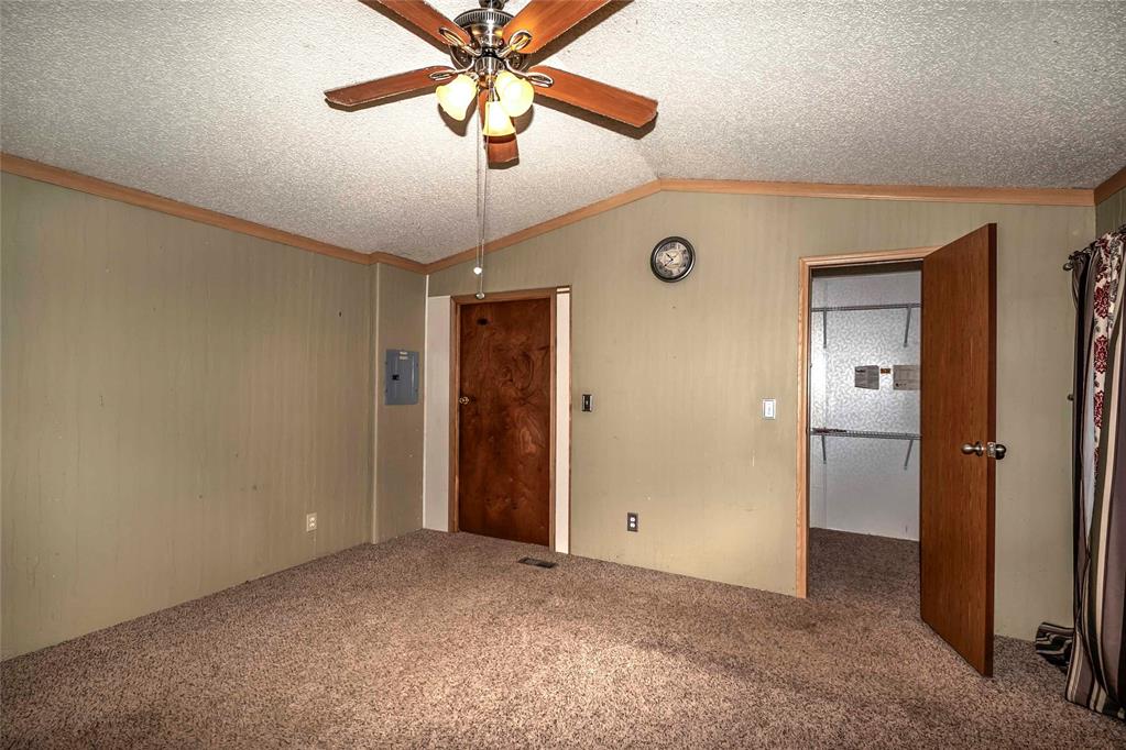 349493 E 850 Road Property Photo 9