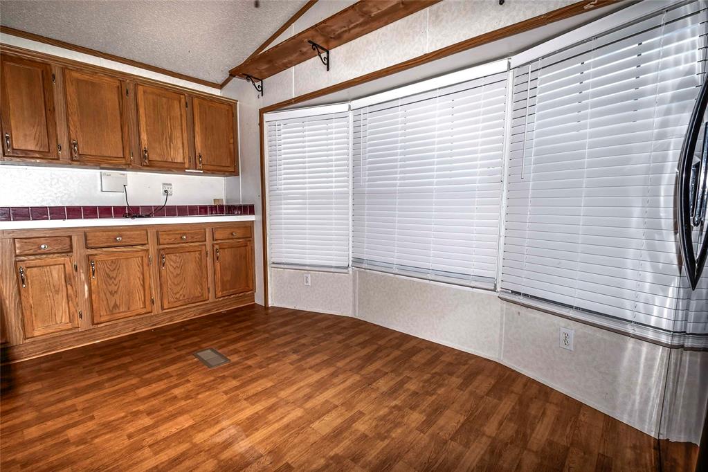 349493 E 850 Road Property Photo 10