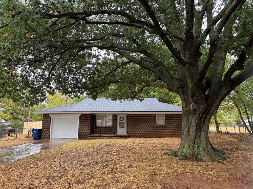 1305 S 10th Street Property Photo 1