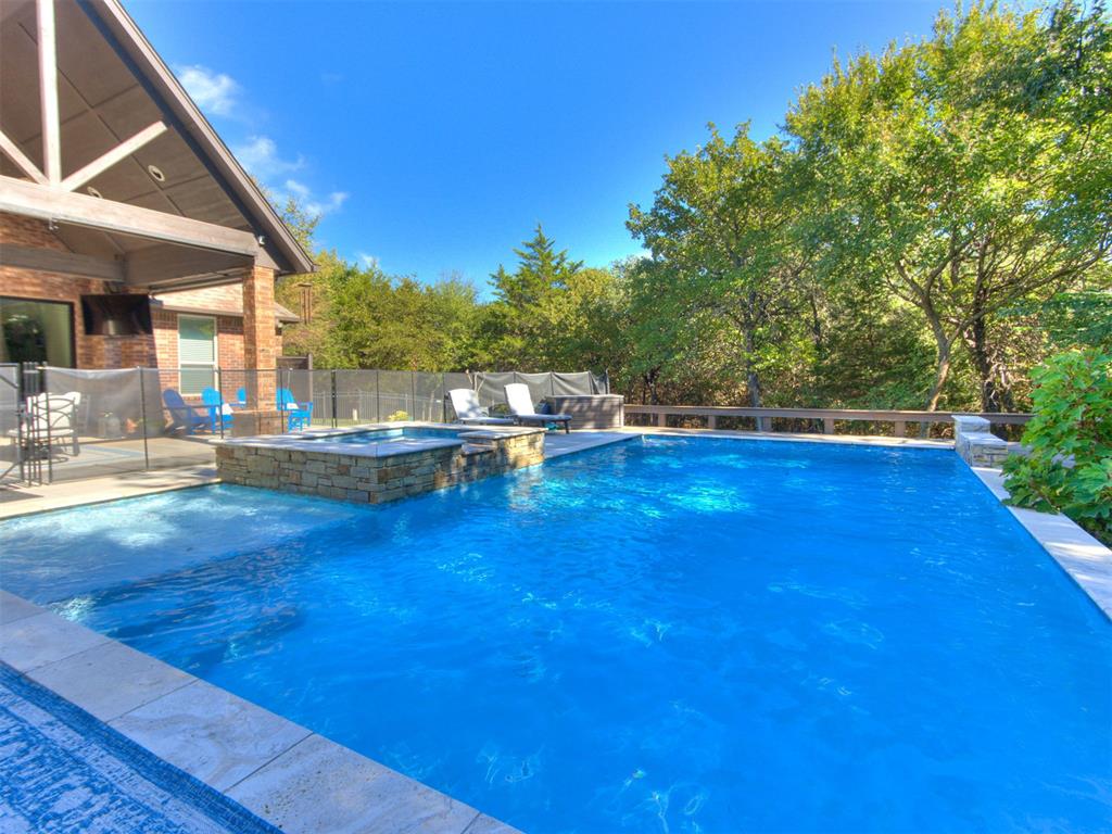 2217 Crestwood Drive Property Photo 44