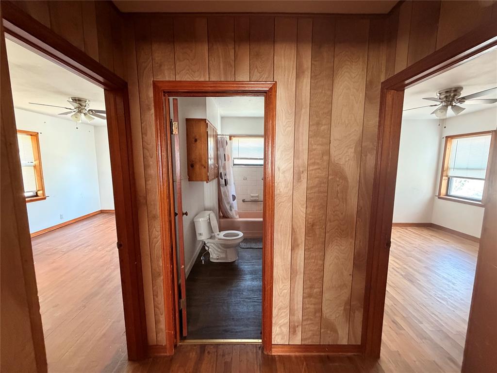 11810 E Draper Avenue Property Photo 9