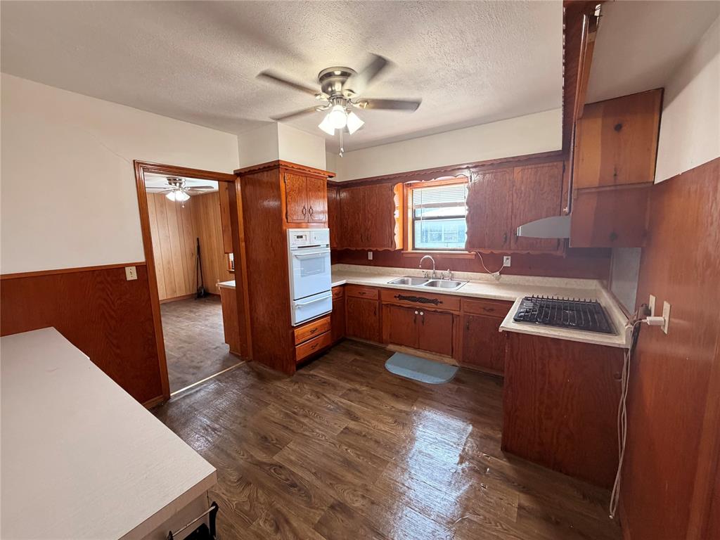11810 E Draper Avenue Property Photo 12