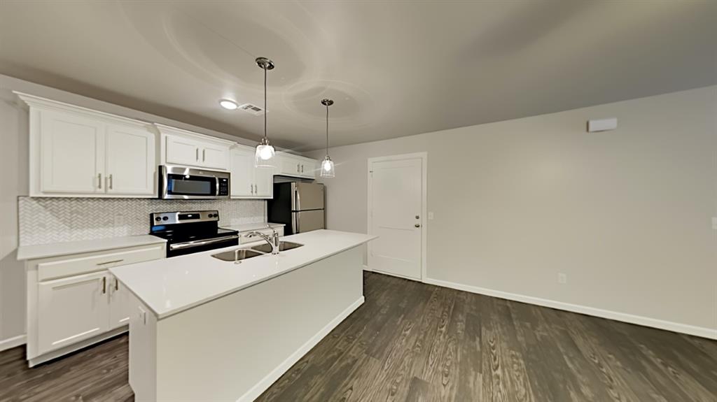 1250188 Property Photo 4