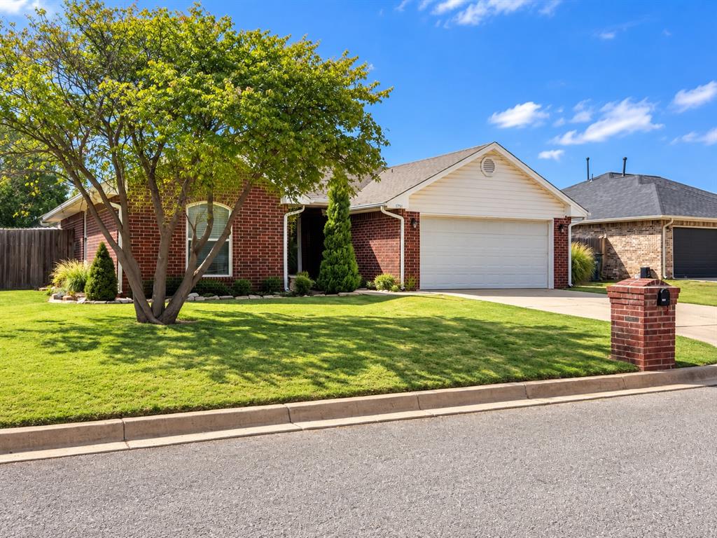1751 Kelley Drive Property Photo 2