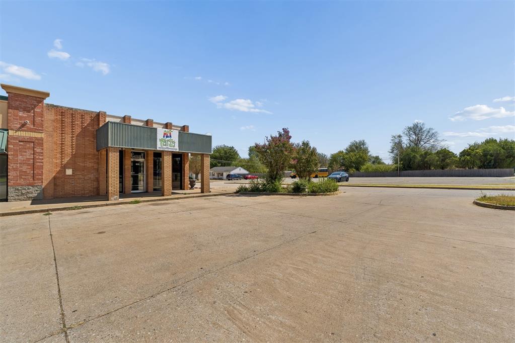 1302 N Key Boulevard Property Photo 1