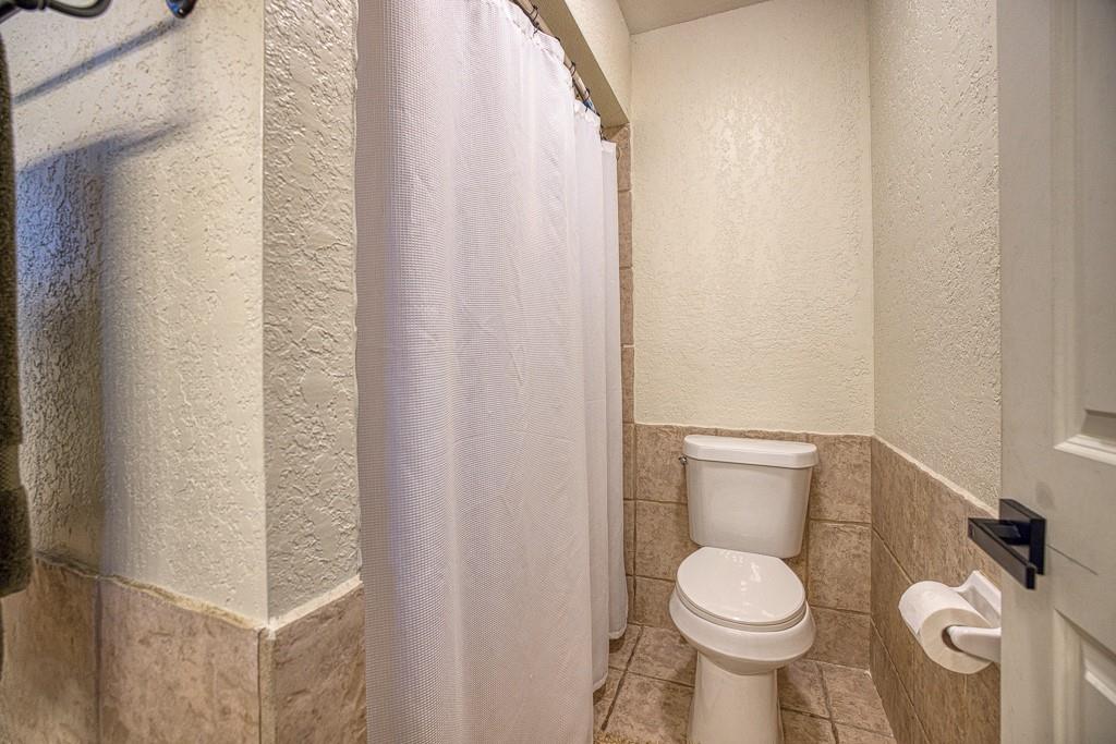 605 Hoehner Avenue Property Photo 22