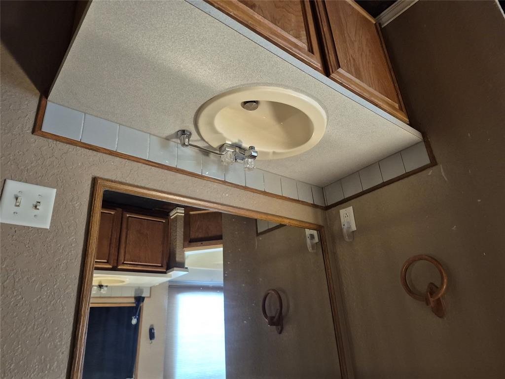 417 S Cemetery Road Property Photo 14