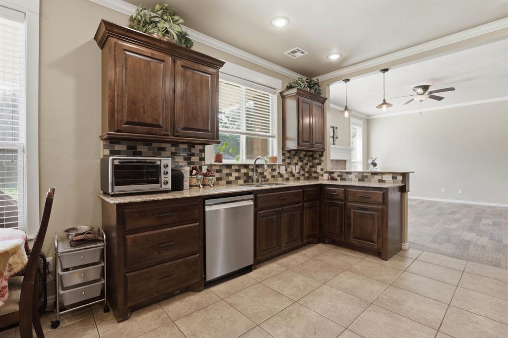 5270 Buffalo Hill Run Property Photo 8