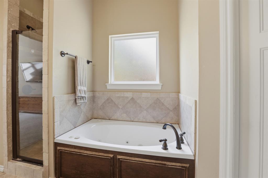 5270 Buffalo Hill Run Property Photo 13