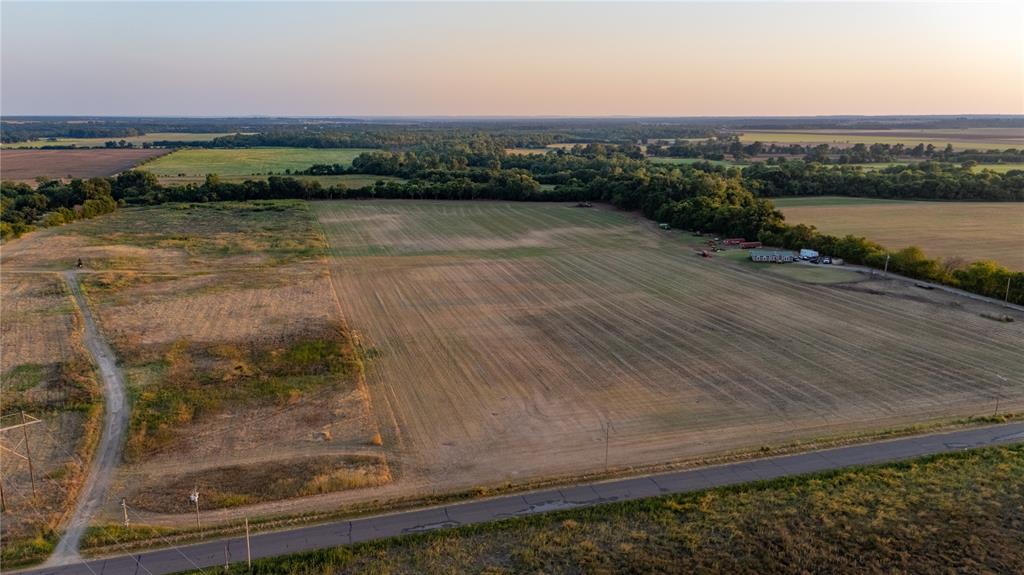 E 1570 Road Property Photo 4