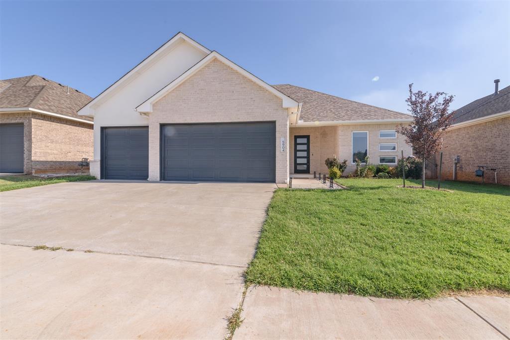 5904 Nw 158th Street Property Photo 1