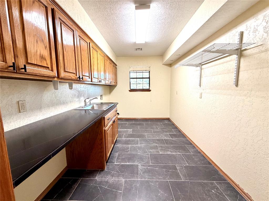13440 Hedy Avenue Property Photo 16