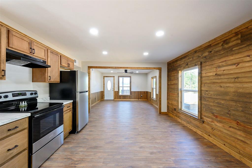 211 W Boston Avenue Property Photo 18