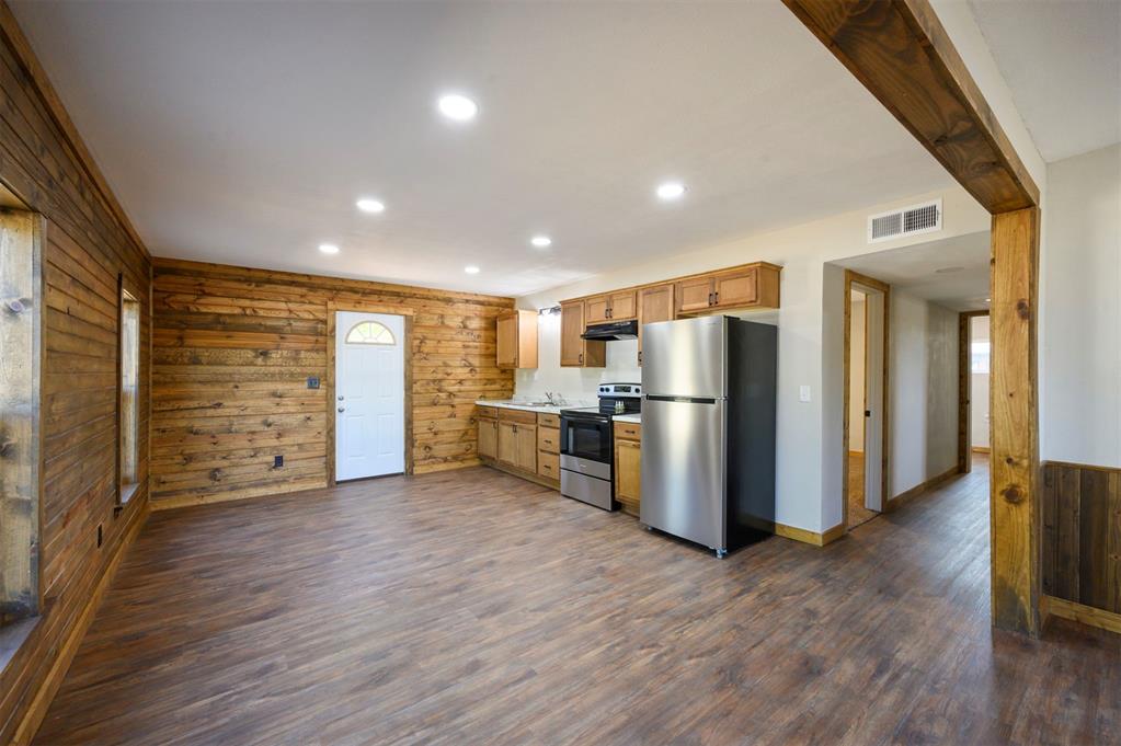 211 W Boston Avenue Property Photo 29