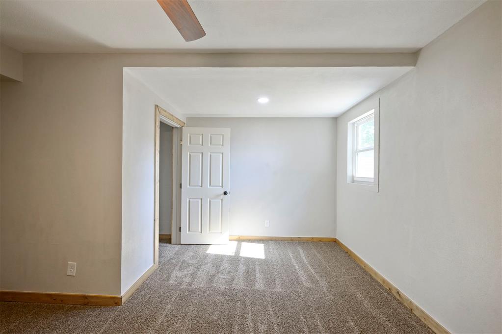 211 W Boston Avenue Property Photo 32