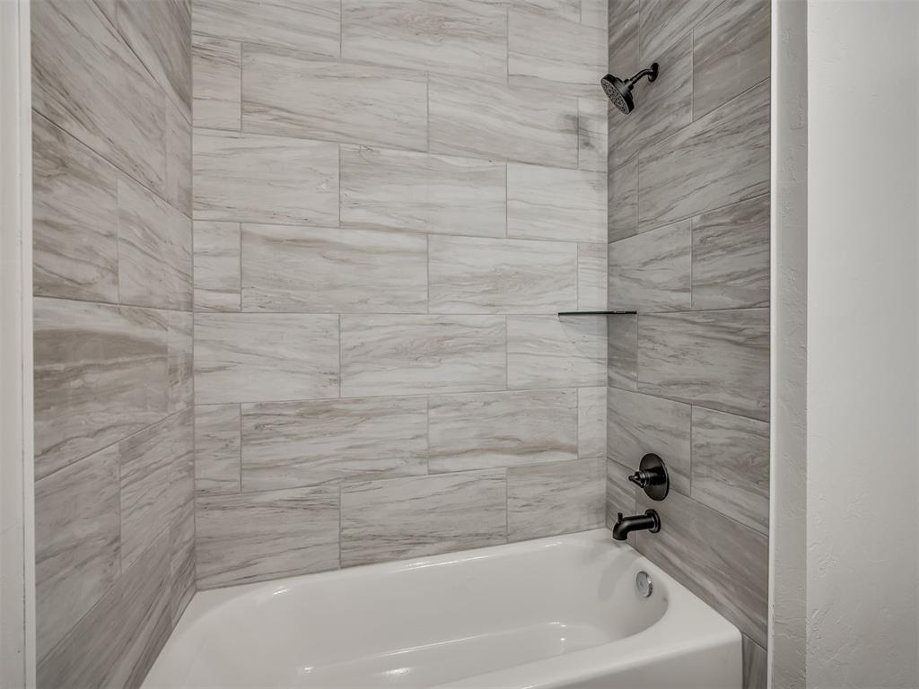 5101 Misty Wood Lane Property Photo 33