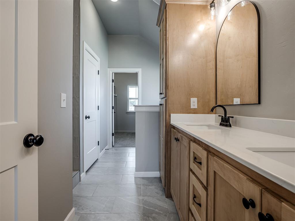11917 Rockbed Drive Property Photo 17