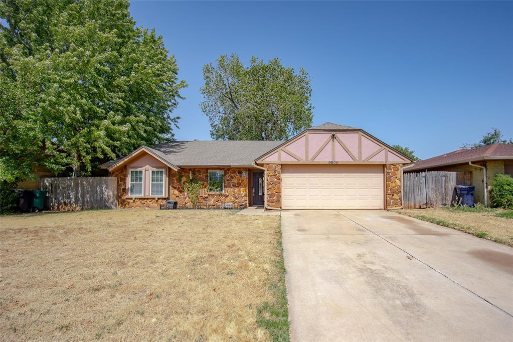8909 Nw 80th Street Property Photo 1