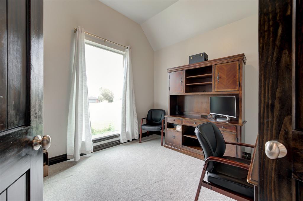 311 Scissortail Lane Property Photo 20
