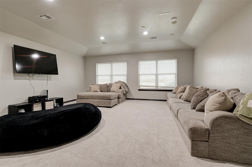 311 Scissortail Lane Property Photo 27