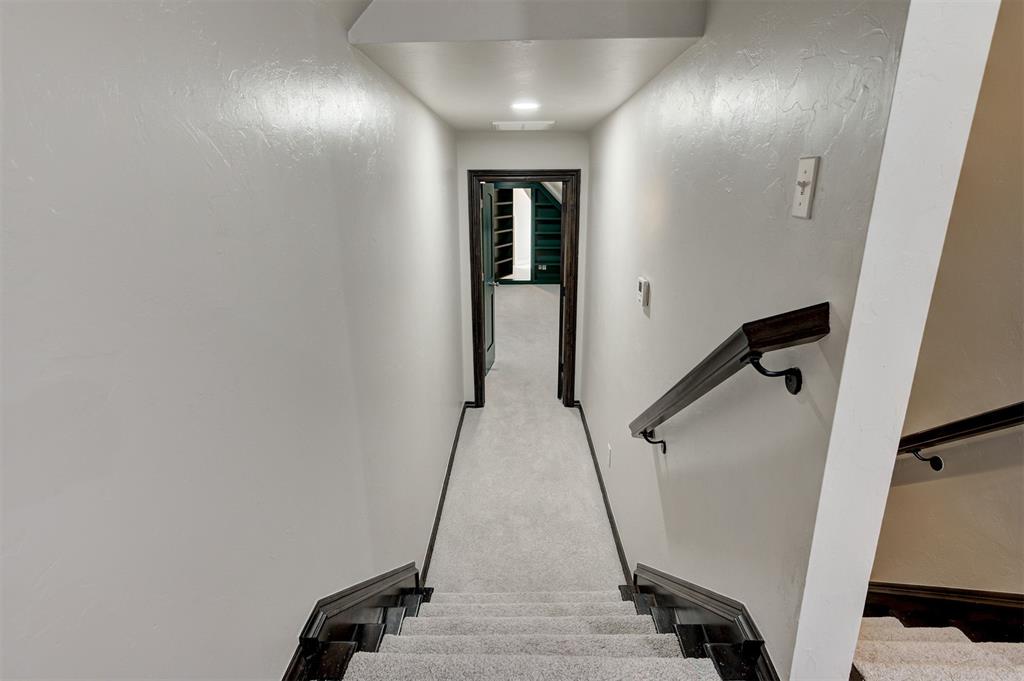 311 Scissortail Lane Property Photo 29
