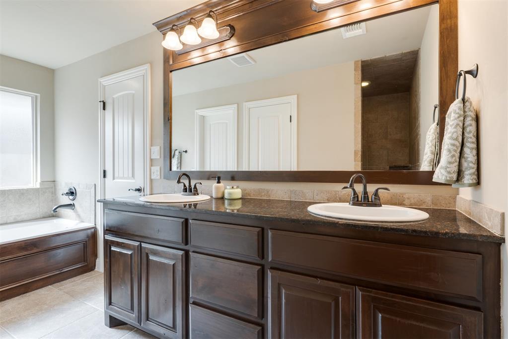 15513 Cardinal Nest Drive Property Photo 28
